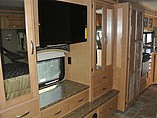 2015 Thor Motor Coach Chateau Photo #15