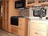 2015 Thor Motor Coach Chateau Photo #15