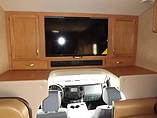 2015 Thor Motor Coach Chateau Photo #16
