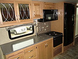 2015 Thor Motor Coach Chateau Photo #5