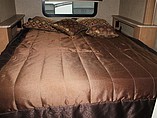 2015 Thor Motor Coach Chateau Citation Photo #15