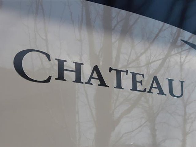 2015 Thor Motor Coach Chateau Photo