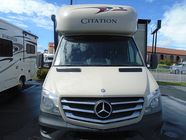 2015 Thor Motor Coach Chateau Citation Photo
