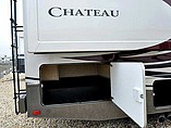 2015 Thor Motor Coach Chateau Super C Photo #20