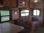 2003 Thor Motor Coach Citation Photo #2
