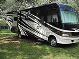12 Thor Motor Coach Daybreak