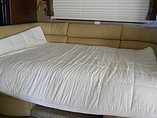 2012 Thor Motor Coach Daybreak Photo #7