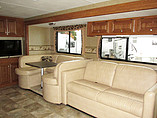 2014 Thor Motor Coach Daybreak Photo #6