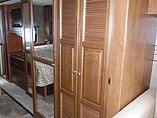 2013 Thor Motor Coach Daybreak Photo #23