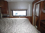 2013 Thor Motor Coach Daybreak Photo #26
