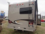 2015 Thor Motor Coach Four Winds Photo #4