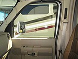 2015 Thor Motor Coach Four Winds Photo #15