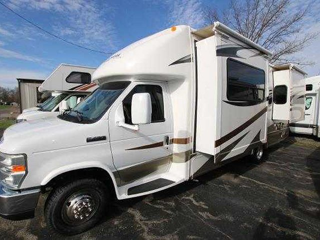 2009 Thor Motor Coach Chateau Citation Photo