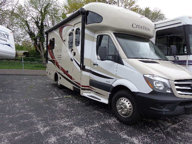 2016 Thor Motor Coach Citation Photo