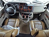2016 Thor Motor Coach Four Winds Photo #12