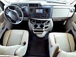 2016 Thor Motor Coach Four Winds Photo #12