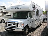 2011 Thor Motor Coach Four Winds Photo #2