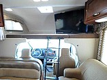 2016 Thor Motor Coach Four Winds Photo #4