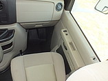 2013 Thor Motor Coach Four Winds Photo #52