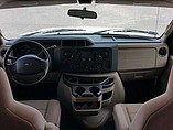 2013 Thor Motor Coach Four Winds Photo #4