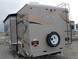 2014 Thor Motor Coach Four Winds Photo #4
