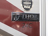 2015 Thor Motor Coach Four Winds Photo #6