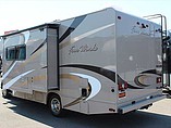 2015 Thor Motor Coach Four Winds Photo #4