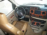 2015 Thor Motor Coach Four Winds Photo #6