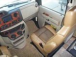 2015 Thor Motor Coach Four Winds Photo #7