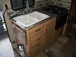 2015 Thor Motor Coach Four Winds Photo #13