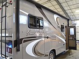 2016 Thor Motor Coach Four Winds Photo #4