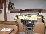 2016 Thor Motor Coach Four Winds Photo #5