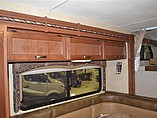 2016 Thor Motor Coach Four Winds Photo #14