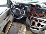 2015 Thor Motor Coach Four Winds Photo #13