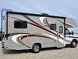 2015 Thor Motor Coach Four Winds Photo #15