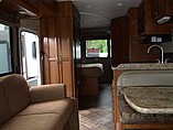 2014 Thor Motor Coach Four Winds Photo #19