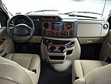 2014 Thor Motor Coach Four Winds Photo #22