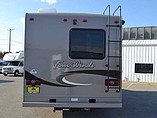 2015 Thor Motor Coach Four Winds Photo #8