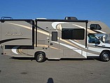 2015 Thor Motor Coach Four Winds Photo #10