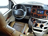 2015 Thor Motor Coach Four Winds Photo #13