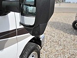 2015 Thor Motor Coach Four Winds Photo #14