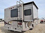 2015 Thor Motor Coach Four Winds Photo #15