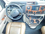 2015 Thor Motor Coach Four Winds Photo #11