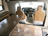 2015 Thor Motor Coach Four Winds Photo #15