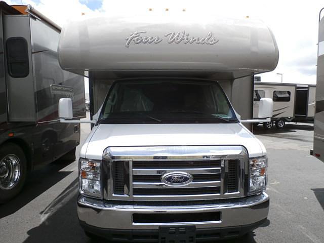 2015 Thor Motor Coach Four Winds Photo
