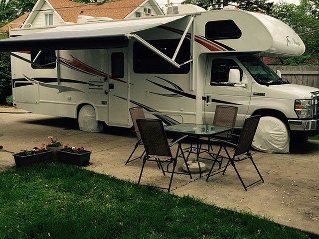 2012 Thor Motor Coach Four Winds Photo