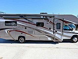 15 Thor Motor Coach Four Winds