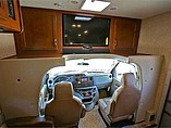 2015 Thor Motor Coach Four Winds Photo #17