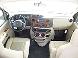2015 Thor Motor Coach Four Winds Photo #6