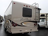 2015 Thor Motor Coach Four Winds Photo #3